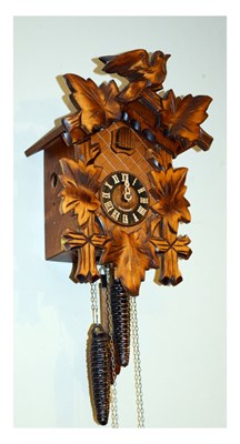 Lot 449 - Mid 20th Century Black Forest cuckoo clock