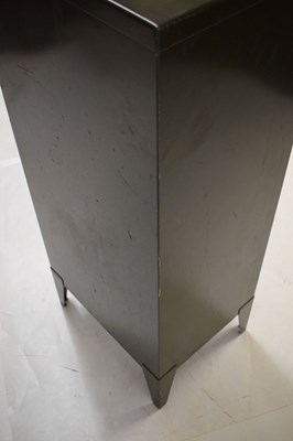Lot 586 - Lloyd & Orr Surbiton six-drawer filing cabinet