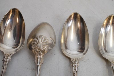 Lot 109 - Five William IV Queen's pattern with oyster shell back tablespoons