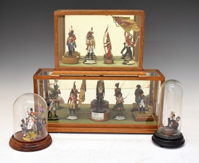 Lot 680 - Collection of cased model soldiers