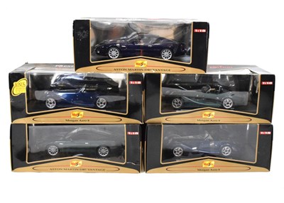 Lot 327 - Maisto 1/18 scale 'Premiere Edition' - Five boxed diecast model vehicles