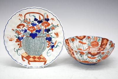 Lot 350 - Imari bowl and dish