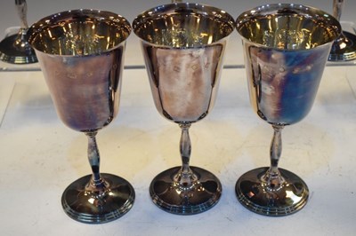 Lot 178 - Set of six Queen Elizabeth II silver goblets commemorating the Queen's Silver Jubilee