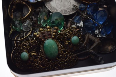 Lot 115 - Assorted costume jewellery
