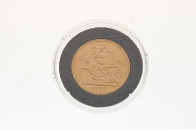 Lot 118 - Gold Coins - George V gold sovereign 1930