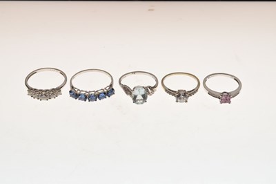Lot 46 - Four 9ct white gold rings, together with one 14ct ring, 11.9g gross approx