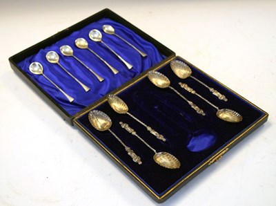 Lot 167 - Set of six silver shell tea spoons together with a set of 800 Coffee Spoons