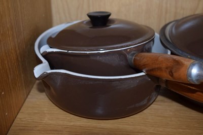 Lot 480 - Quantity of Le Creuset saucepans