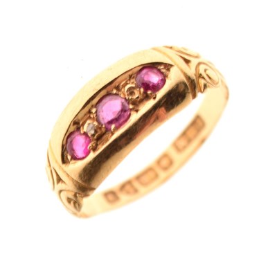 Lot 18 - Antique 18ct gold ruby and diamond ring