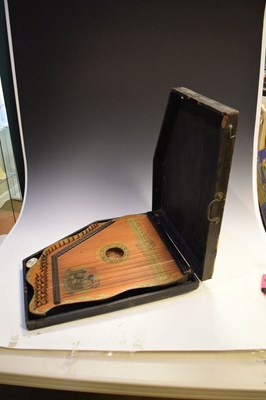 Lot 186 - Edward VII coronation souvenir table harp
