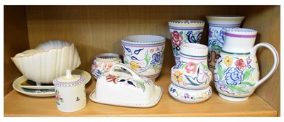 Lot 595 - Assorted group of traditional and other patterned Poole Pottery