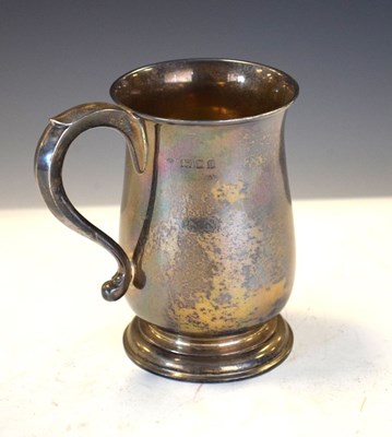 Lot 199 - Silver baluster mug