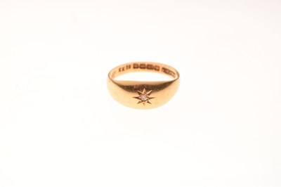 Lot 8 - 18ct gold gypsy set single stone diamond ring