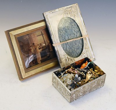 Lot 100 - Quantity of costume jewellery, together with a crystoleum, and photo frame