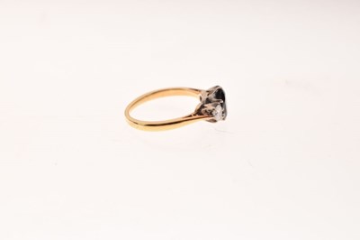 Lot 17 - Sapphire and diamond three stone ring