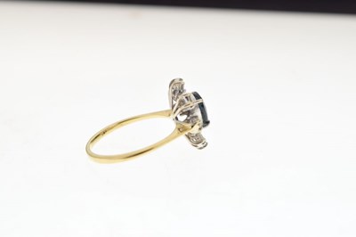 Lot 16 - 18ct gold sapphire and diamond ring