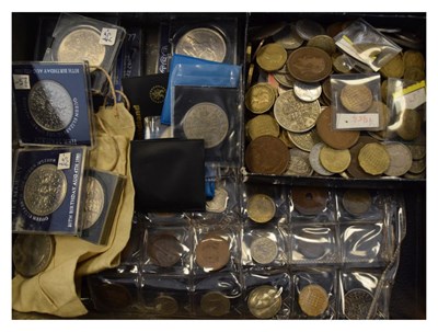 Lot 125 - Quantity of mainly late 20th Century GB and world coins and tokens