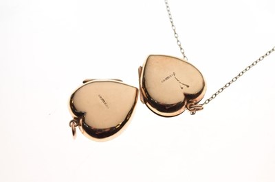 Lot 88 - 9ct gold heart-shaped locket with chain