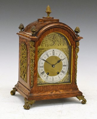 Lot 328 - Early 20th Century German oak-cased mantel or bracket clock