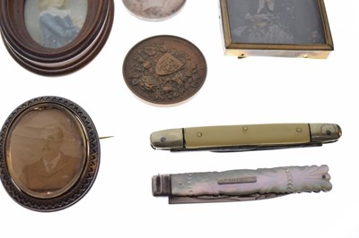 Lot 216 - Quantity of objects of virtue
