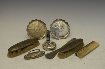 Lot 146 - Quantity of dressing table silver