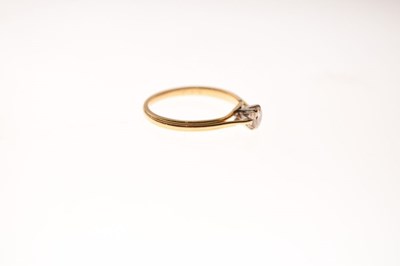 Lot 28 - '18ct' yellow metal diamond single stone ring, 0.2ct approx