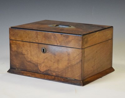 Lot 492 - Walnut-veneered table top sewing box