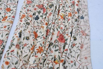 Lot 405 - Pair of lined and inter-lined curtains, decorated with birds of paradise on a cream ground