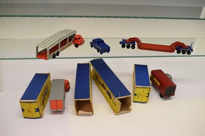 Lot 195 - Matchbox 'Major Pack' & 'Accessory Pack'