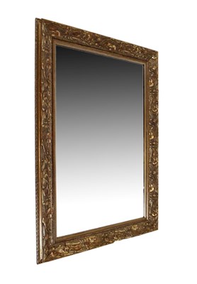 Lot 566 - Gilt frame rectangular mirror