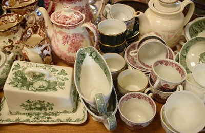 Lot 522 - Quantity of green and white, maroon and white china etc