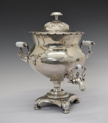 Lot 164 - Silver plated hot water urn