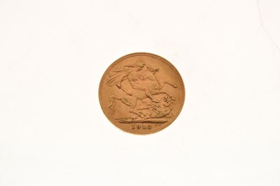 Lot 114 - Coins - George V gold sovereign, 1913