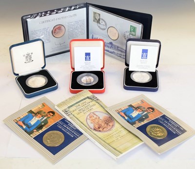 Lot 144 - Three Royal Mint silver presentation coins together with a quantity of medallions, etc
