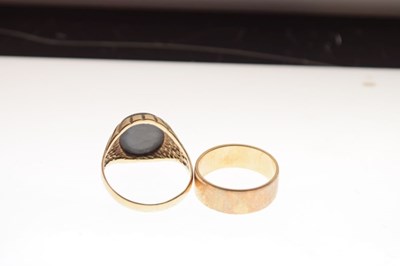 Lot 18 - Two gentleman's 9ct gold rings