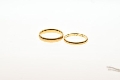 Lot 17 - Two 22ct gold wedding bands