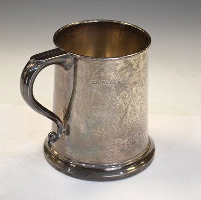 Lot 208 - Elizabeth II  silver mug