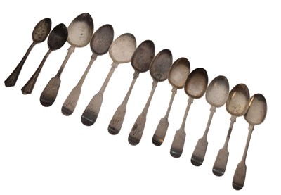 Lot 217 - Small quantity of silver teaspoons etc