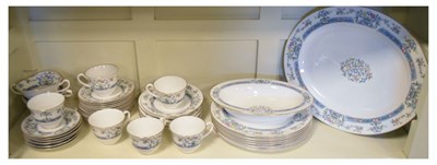 Lot 603 - Royal Worcester Mayfield pattern dinner ware