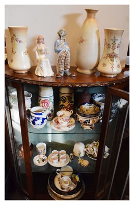 Lot 589 - Quantity of ceramics