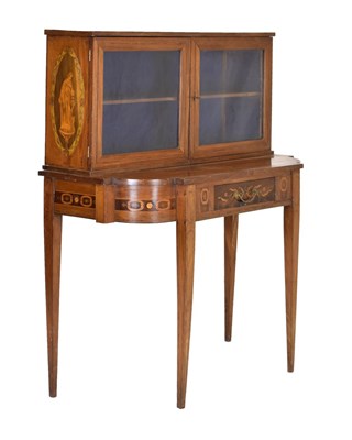 Lot 634 - Inlaid table and cabinet