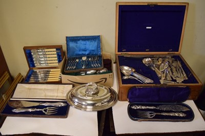 Lot 684 - Quantity of assorted silver-plated wares