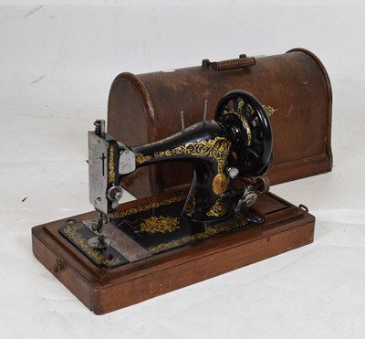 Lot 779 - Singer sewing machine