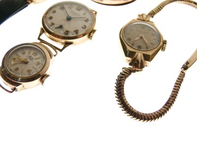 Lot 83 - Small group of ladies 9ct gold wristwatches