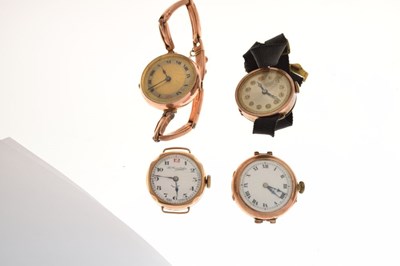 Lot 79 - Small group of ladies 9ct gold wristwatches