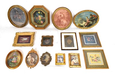 Lot 590 - Quantity of decorative frames