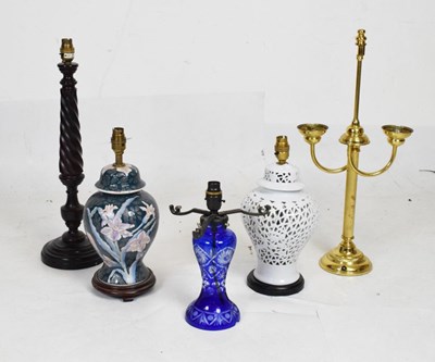 Lot 601 - Quantity of table lamps etc