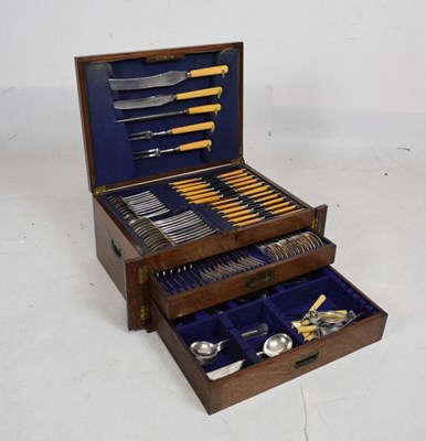 Lot 719 - Canteen of Art Deco-style plated cutlery