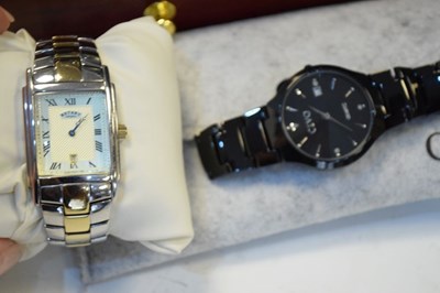 Lot 122 - Quantity of watches