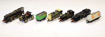 Lot 313 - Quantity of 00 gauge railway trainset locomotives